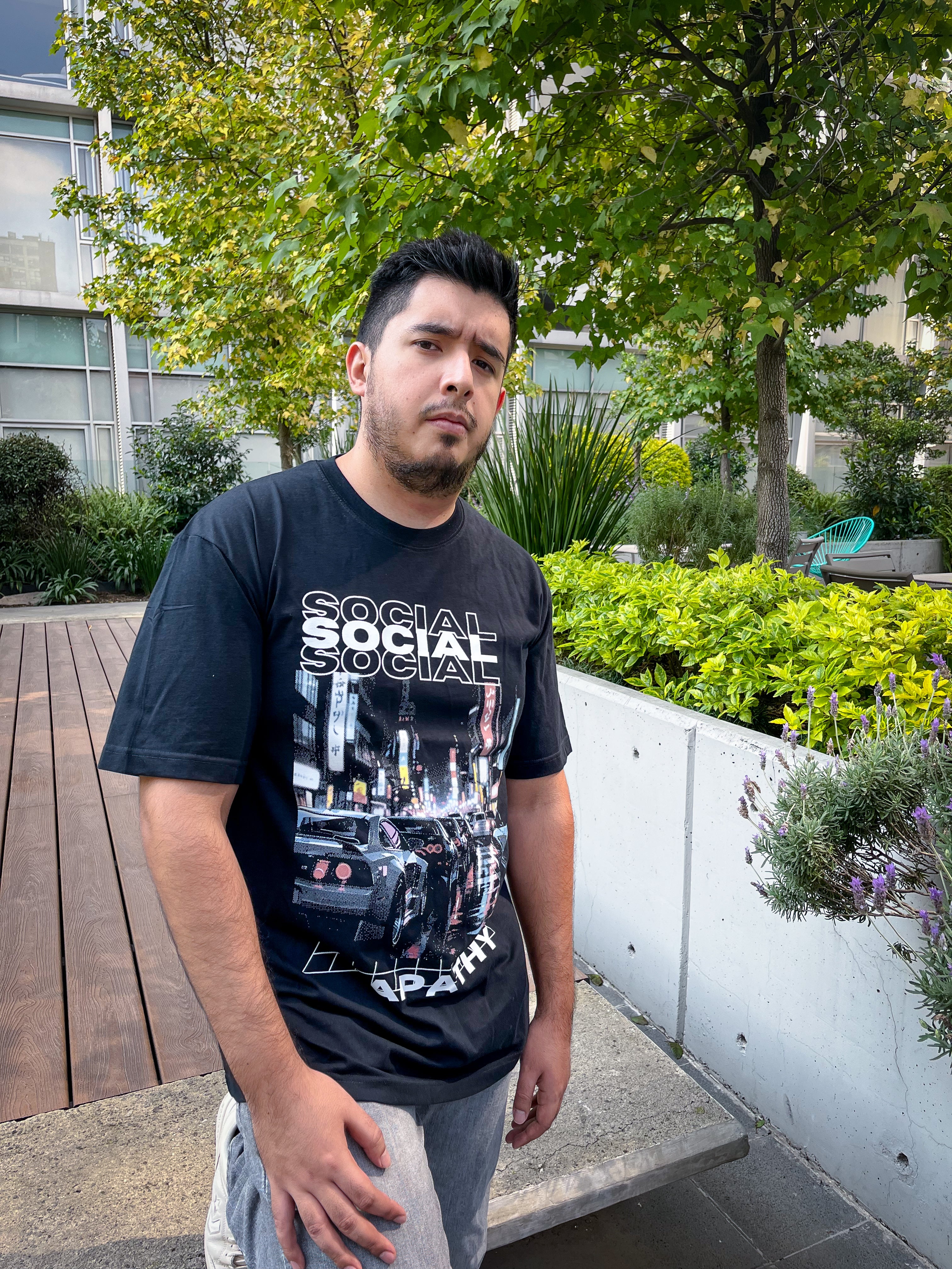 Playera Oversize 200 grs Tokyo Car | Social Apathy